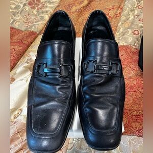 Authentic Ferragamo men’s black leather loafers size 10.5